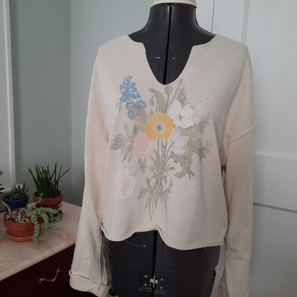 Forever 21 Tops - Forever 21 oversized sweatshirt